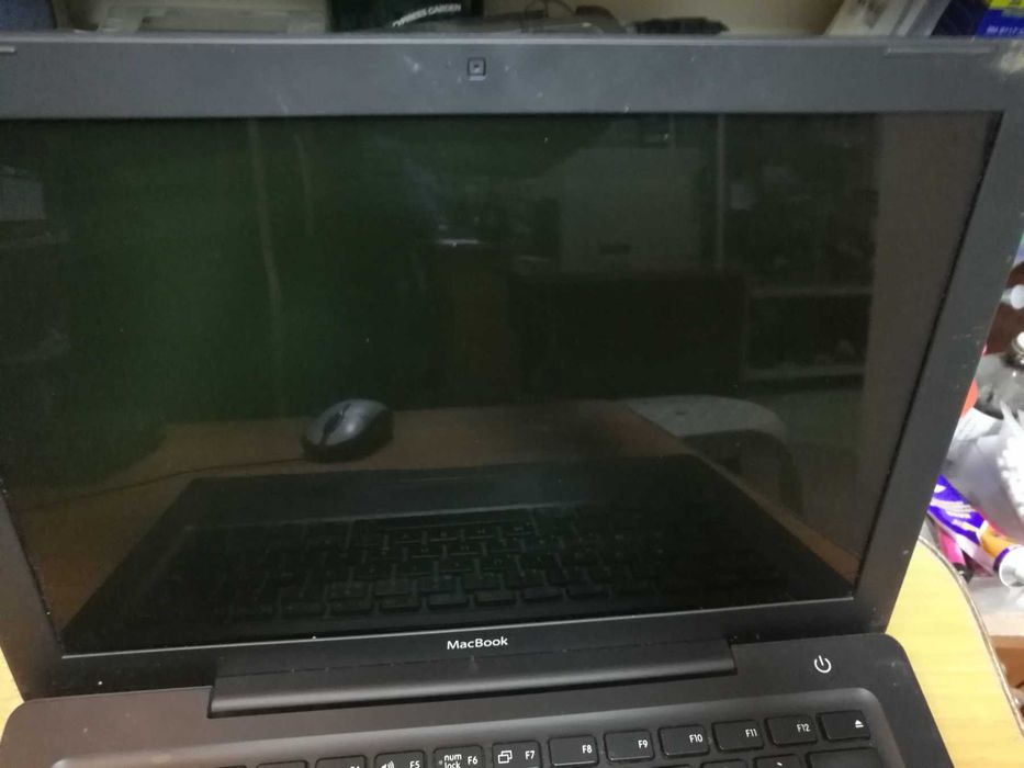 Непрацюючий  macbook a1181