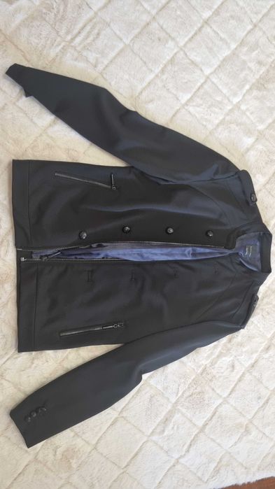 Casaco Preto Homem Novo