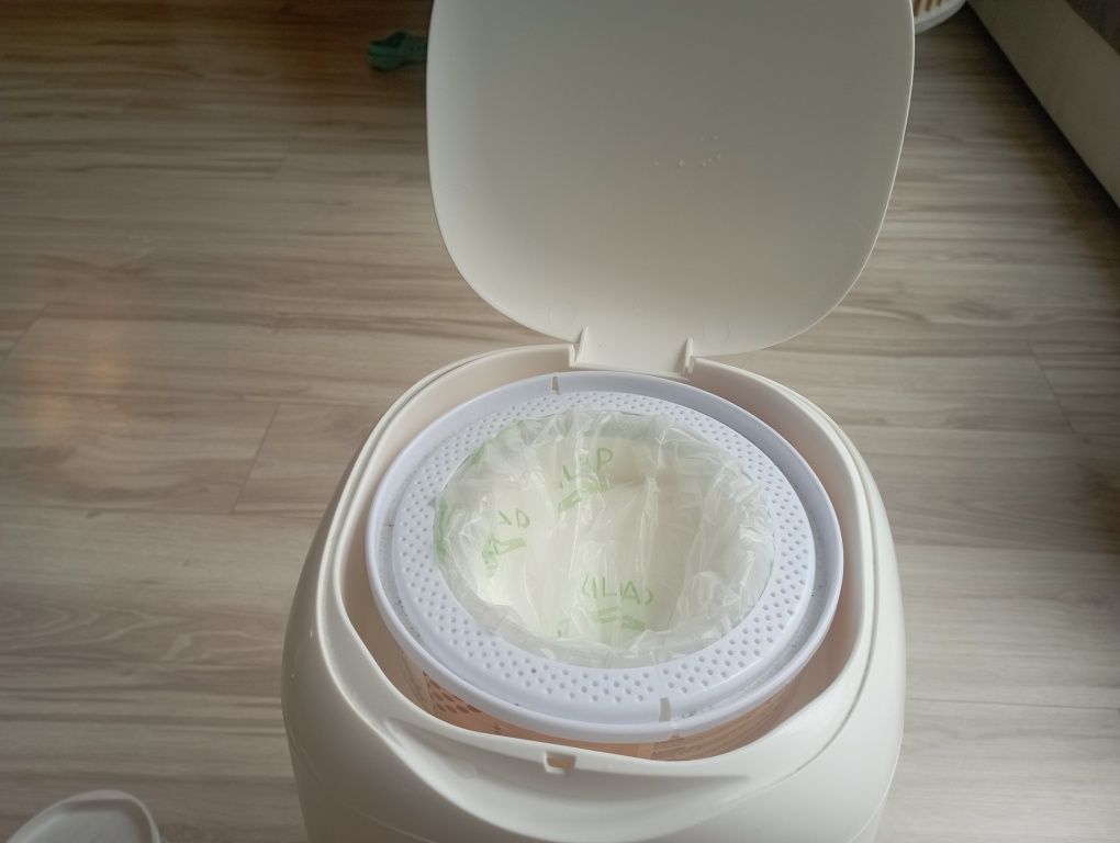 Kosz na Pampersy AngelCare + zapas + tuba do zakladania