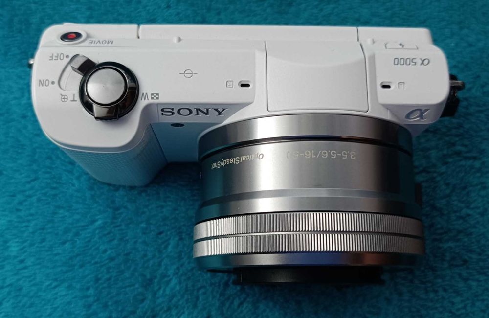 Camara SONY ALPHA 5000