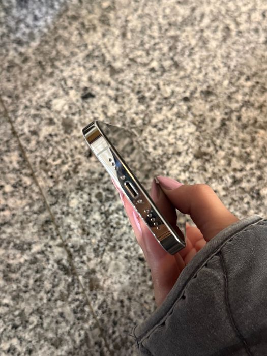 IPhone 13 Pro impecável (valor negociável)