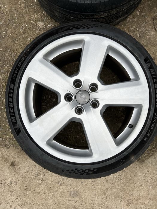 Диски Audi R18 ET43