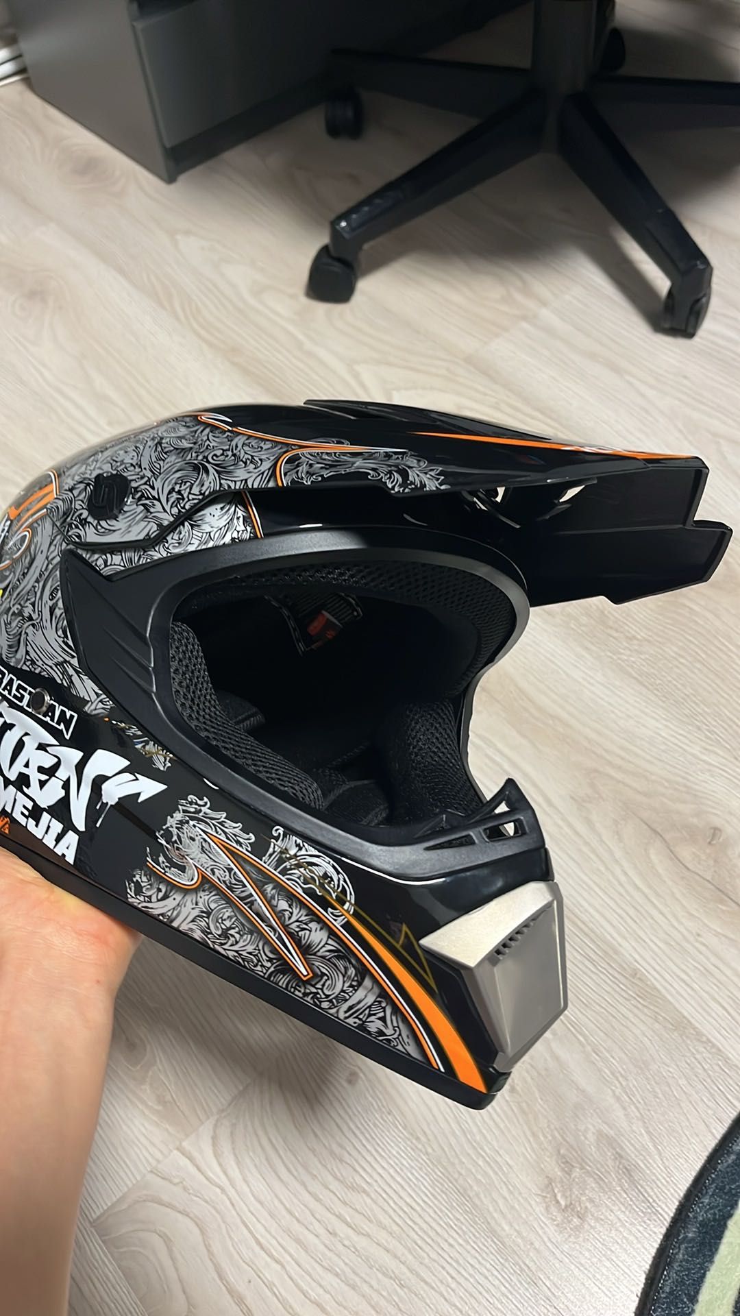 Kask full face rozmiar M. NOWE.