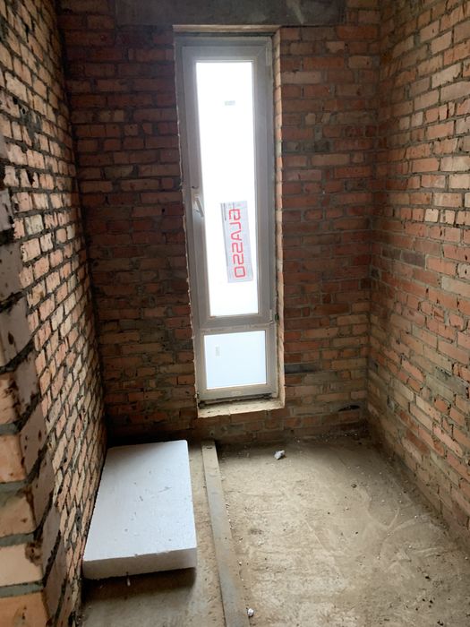 Продаж 2 поверхового таунхауса, 73 кв. м, 2 кімнати, на вул. Мирна