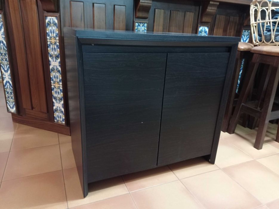 Armário Pequeno de Duas Portas 80x50x85