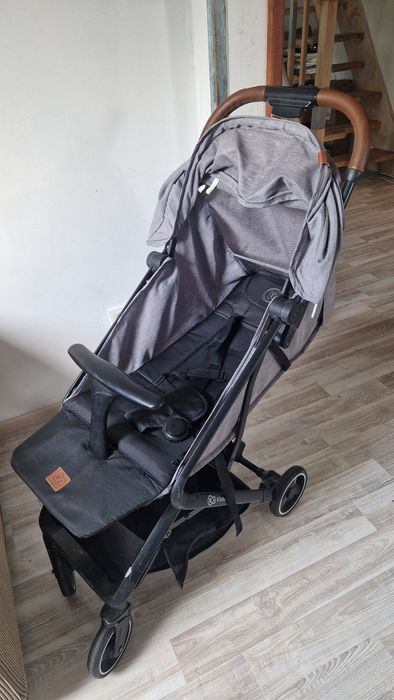 Kinderkraft NUBI wózek spacerówka