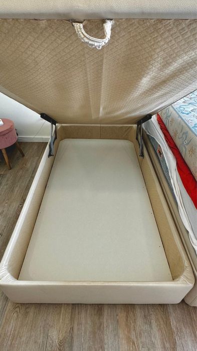 Cama de corpo e meio