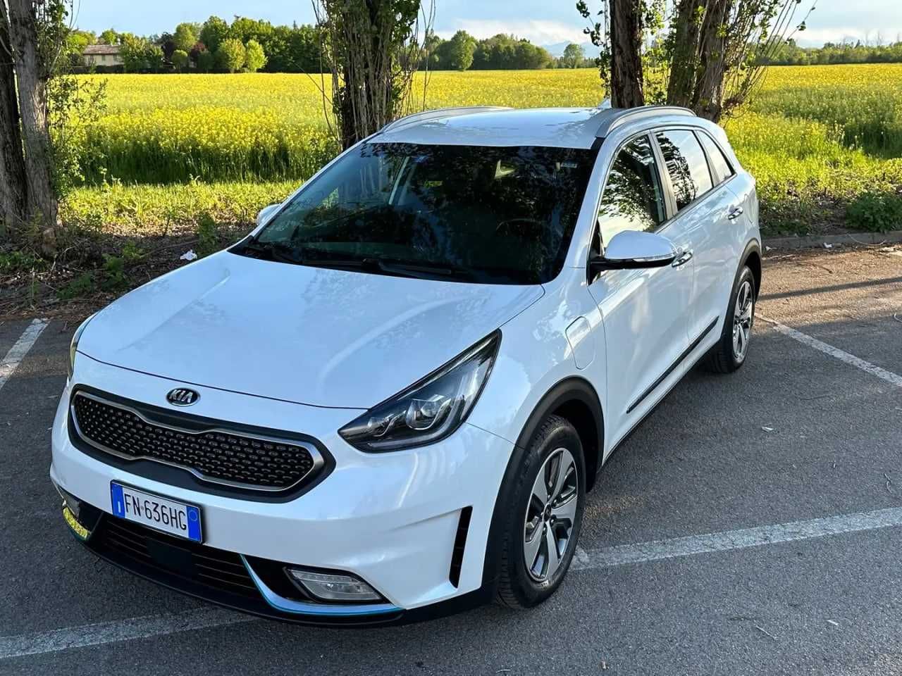 Разборка Kia  Niro бампер Б/у автозапчастини