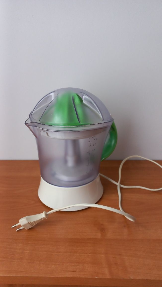 elektryczna wyciskarka do cytrusów 1,2 l