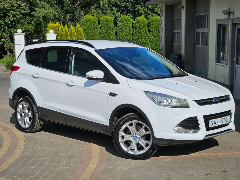 Ford Kuga Navi Xenon Pdc Tempomat Pół skóry Kamera EL.Klapa 0 KOROZJI 1-Właścici