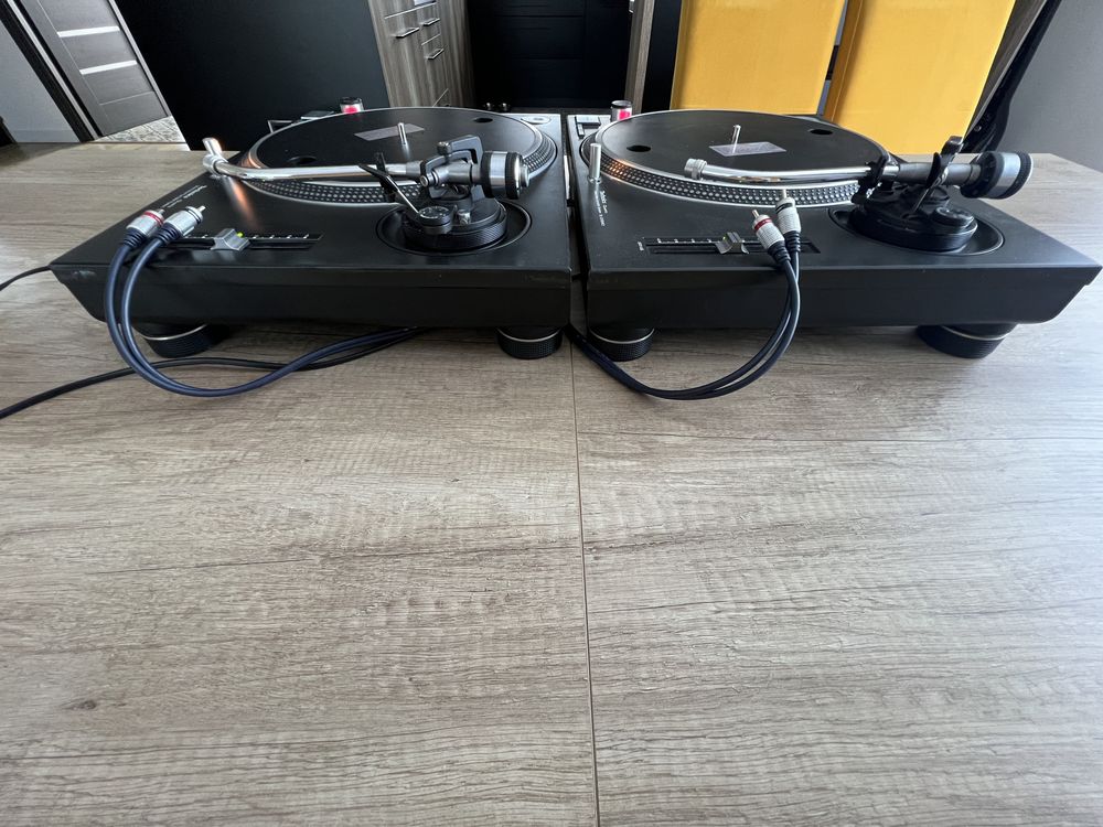 2x Technics sl 1210mk2