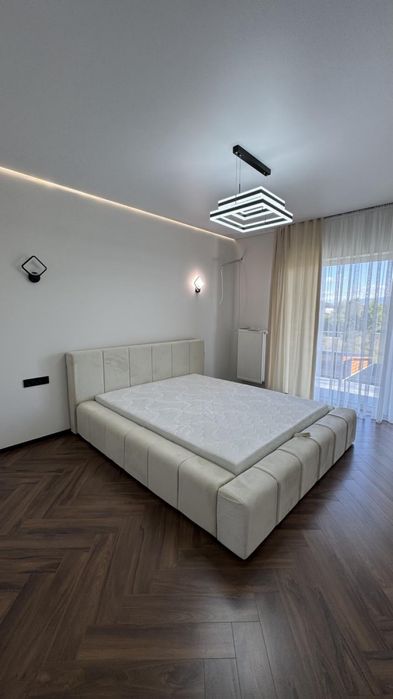 Сучасний Таунхаус з ремонтом та меблями