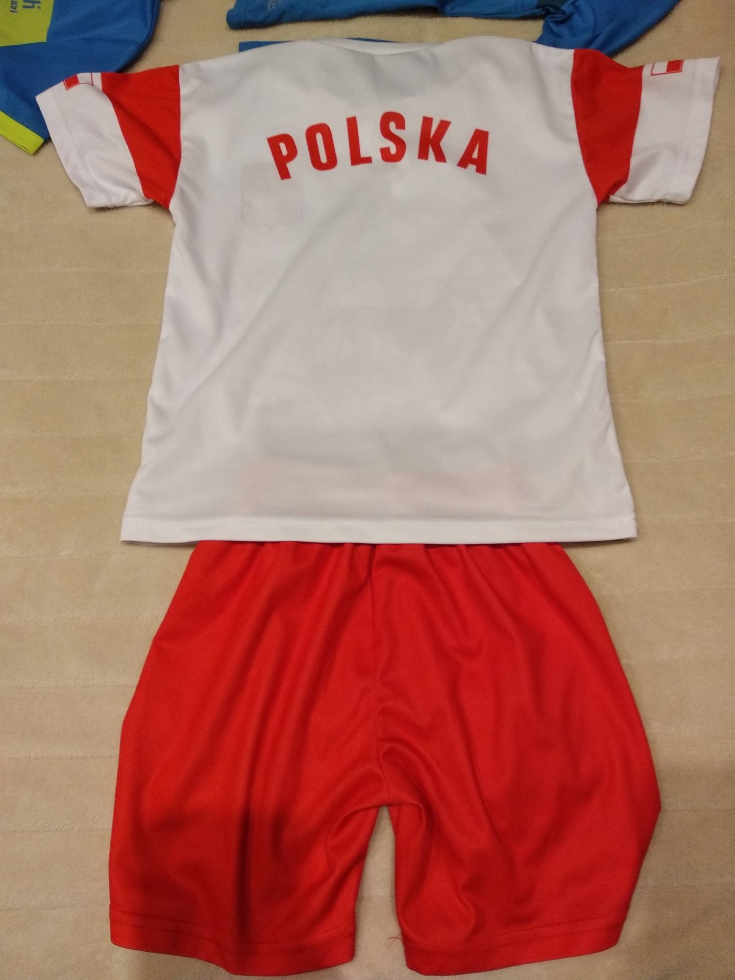 Komplet sportowy, treningowy, piłkarski polska 128