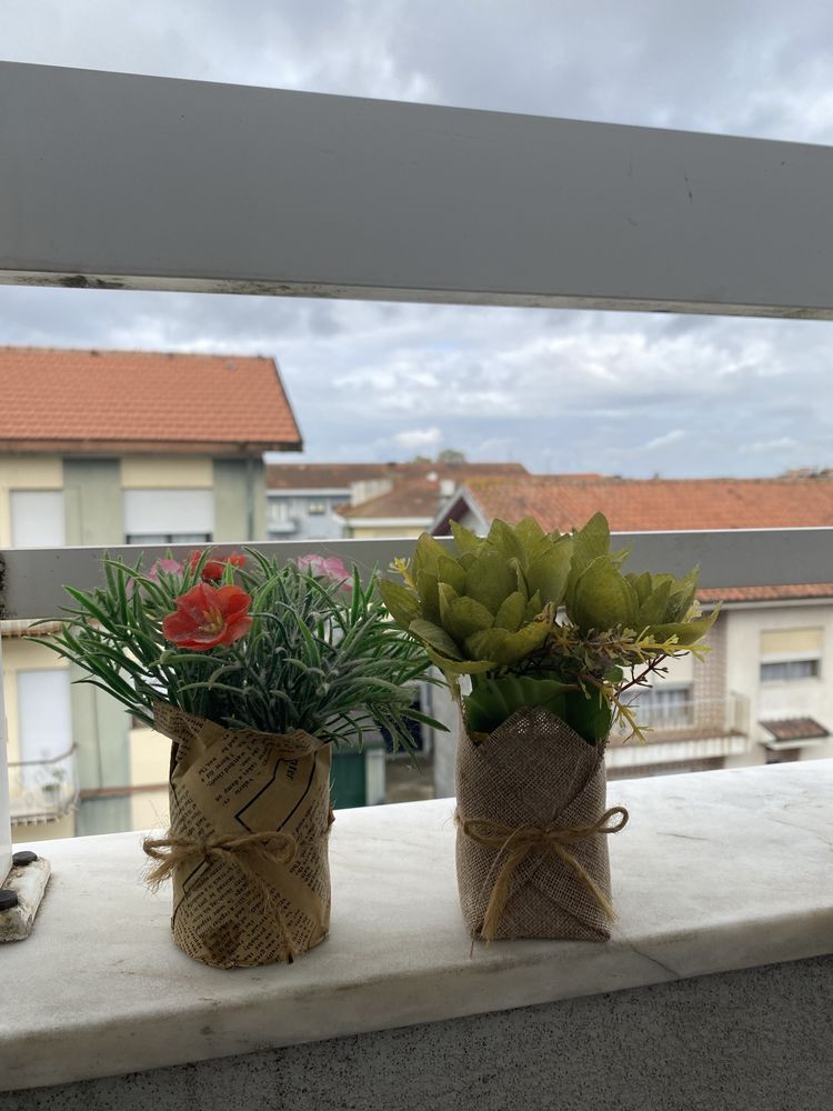 vendo conjunto de 21 plantas artificiais