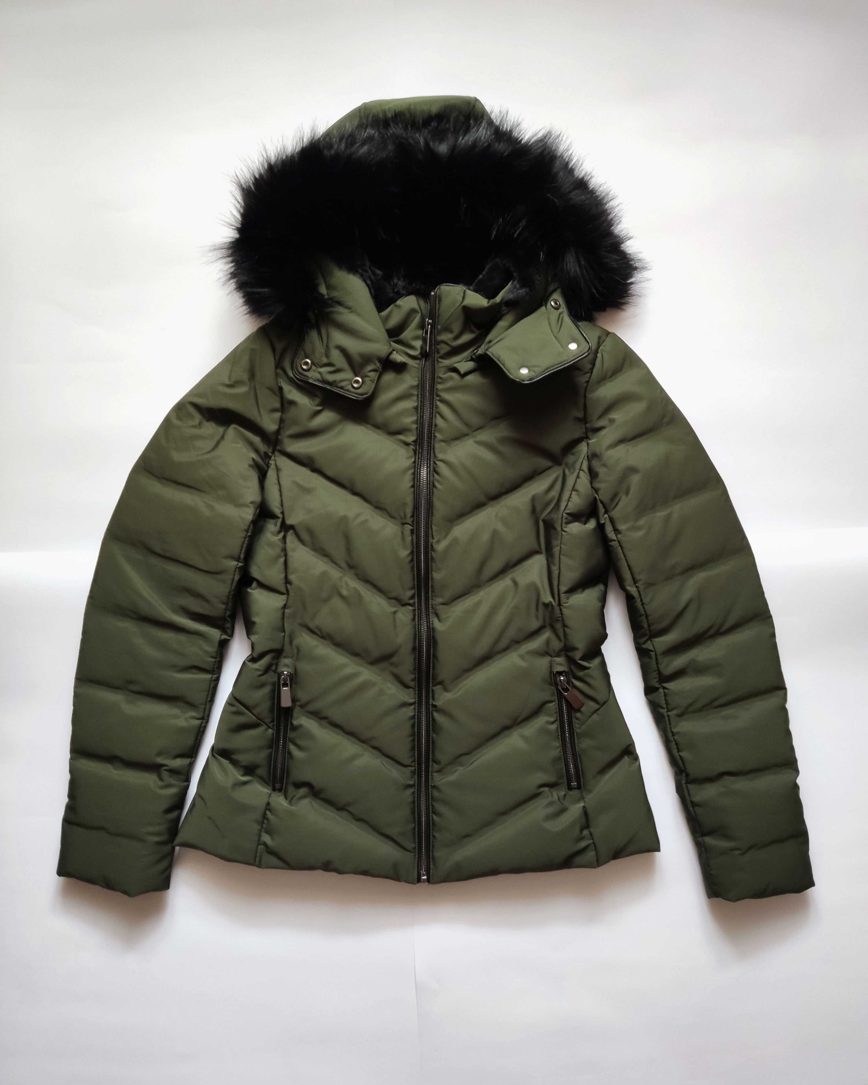 Zara – тепла коротка куртка