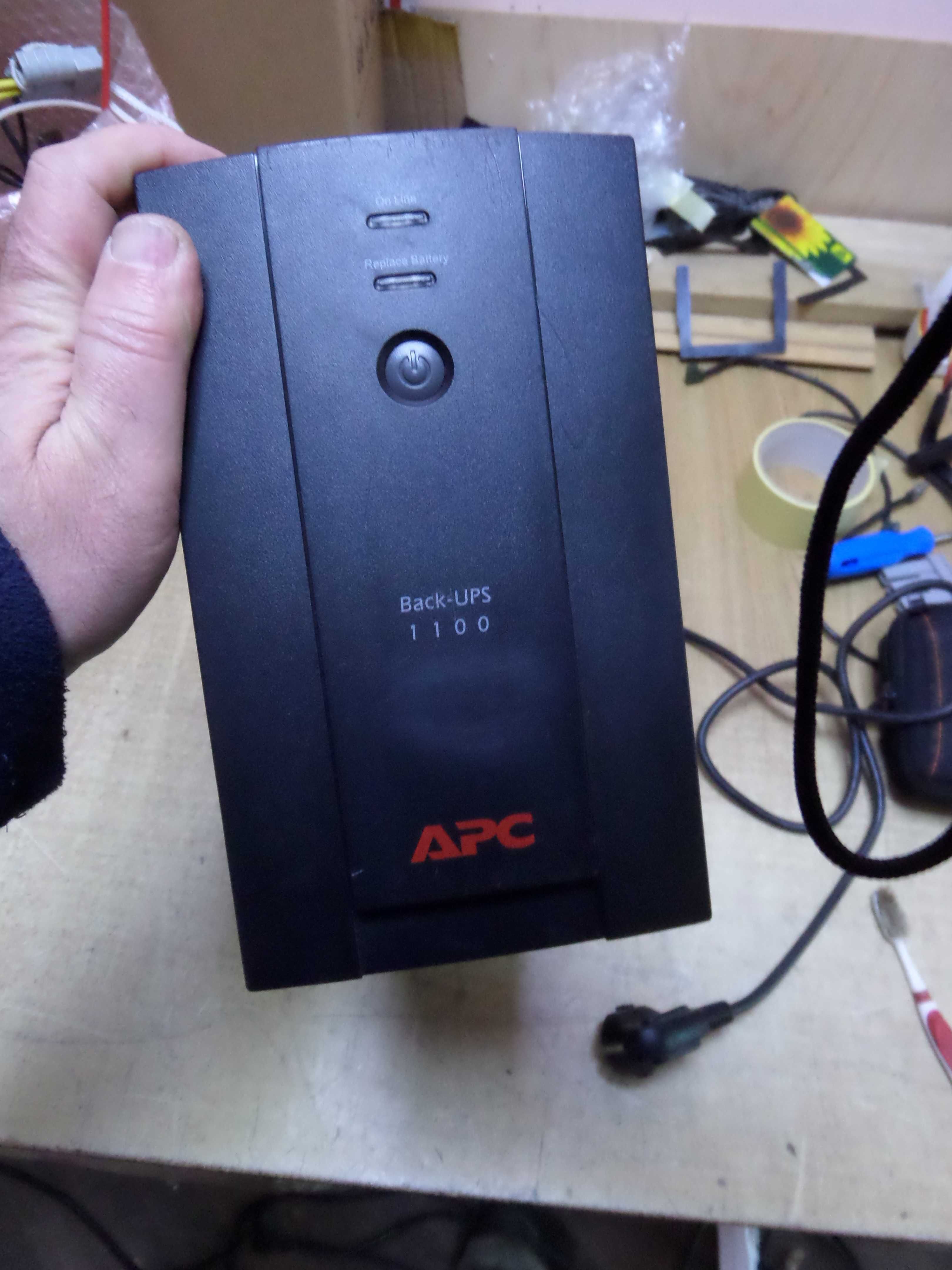 ДБЖ APC Back Ups BX-1100CI -RS