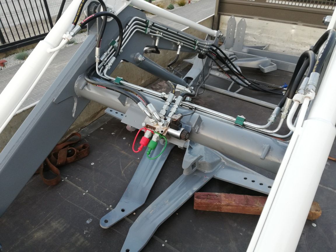 Ładowacz czołowy Tur Deutz Dx 4.10,4.30, 4.50, 4.70 Renault Faucheux