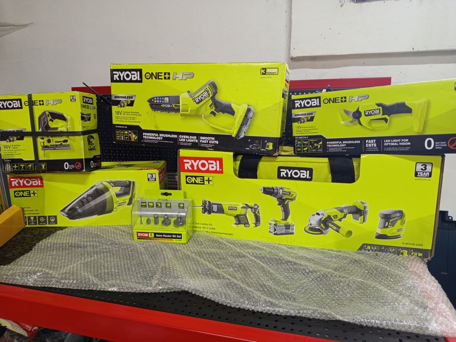 Ryobi piła ukośnica aku EMS190DCL