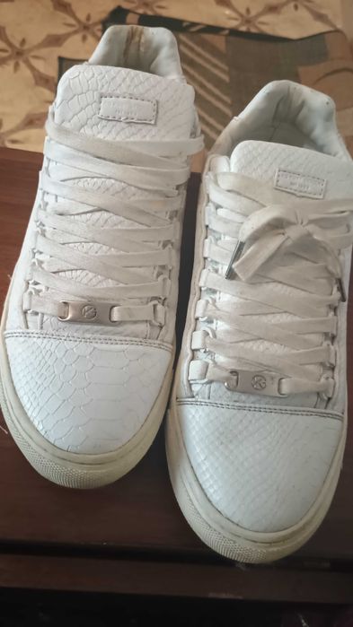 Balenciaga Arena Low