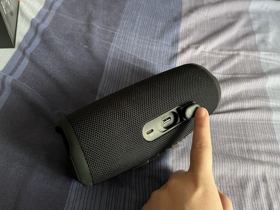 JBL Charge 5 оригінал