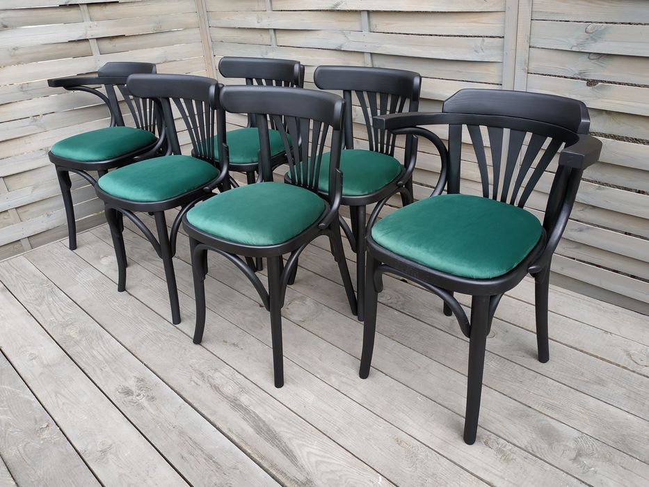 Krzesła Thonet czarne Vintage Loft po renowacji