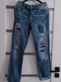 Spodnie jeans modne