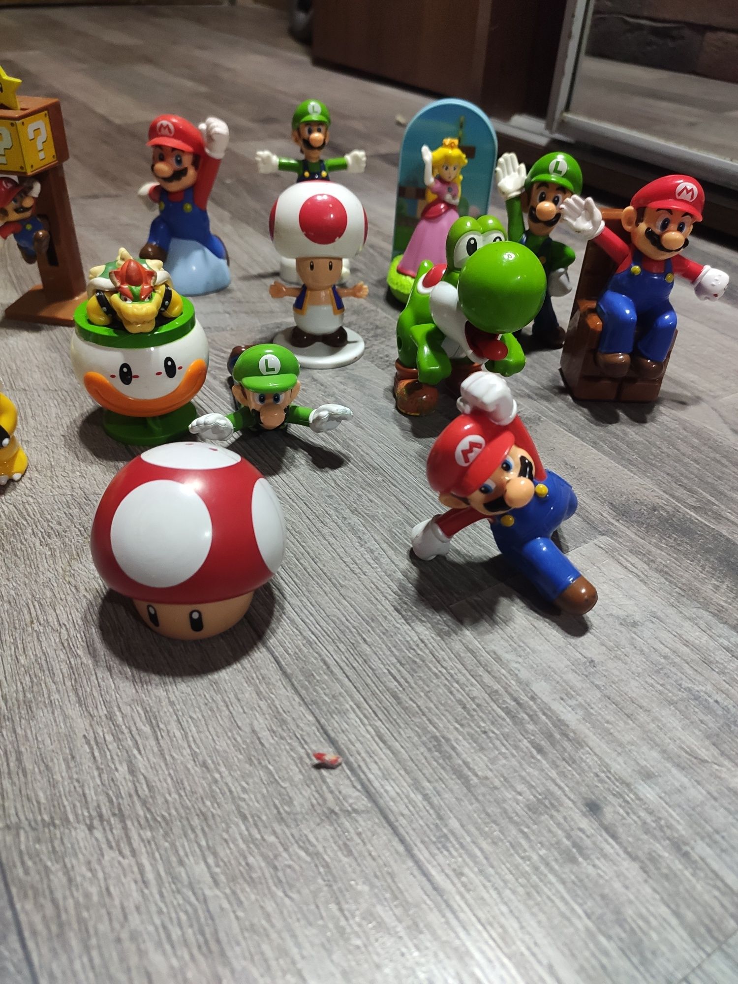 Игрушки фигурки super mario Nintendo