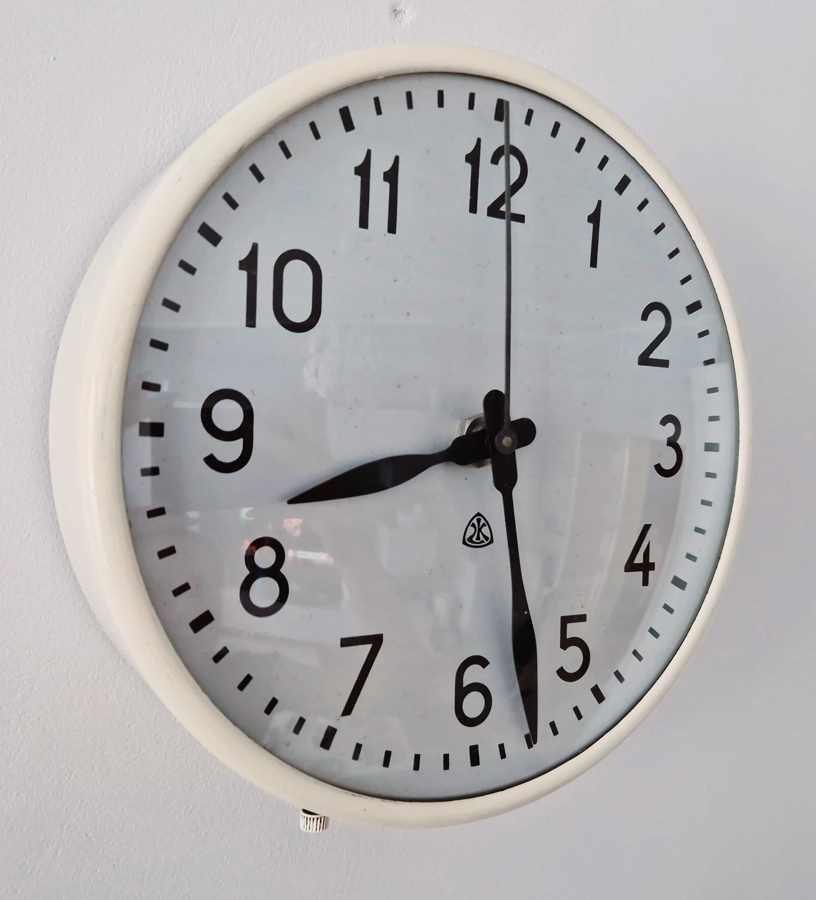 Zegar Ścienny synchroniczny, Arne Jacobsen SYNKRONUR lata 60te Vintage