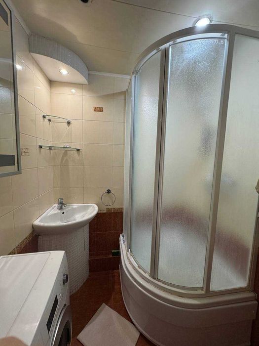 Продаж 2х-кімнатної квартири Подільський район