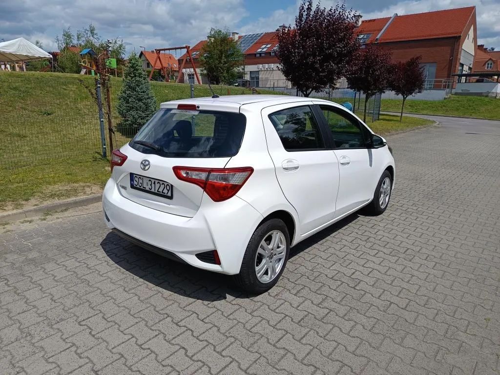 Toyota Yaris 1.5 111KM prywatnie serwisowana zadbana wyposażona