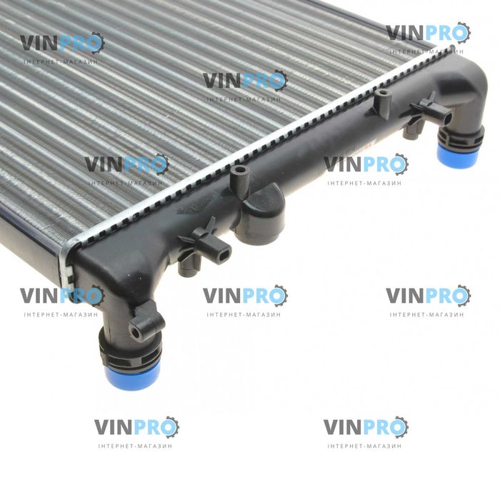 Радіатор охолодження Skoda Octavia/VW Golf IV 1.4-2.8/1.9TDI 98-10.