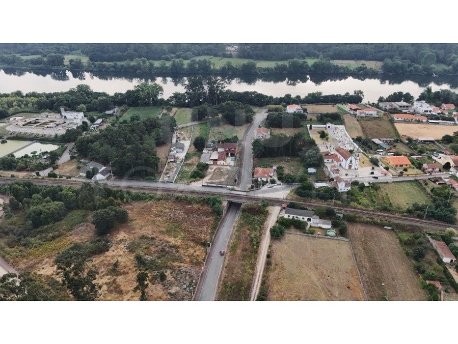 Terreno Rústico - Cristelo Côvo, Valença