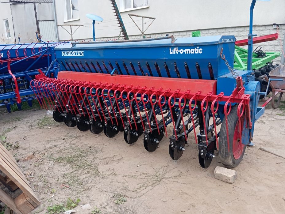 Продам сівалки 2.5 і 3 м