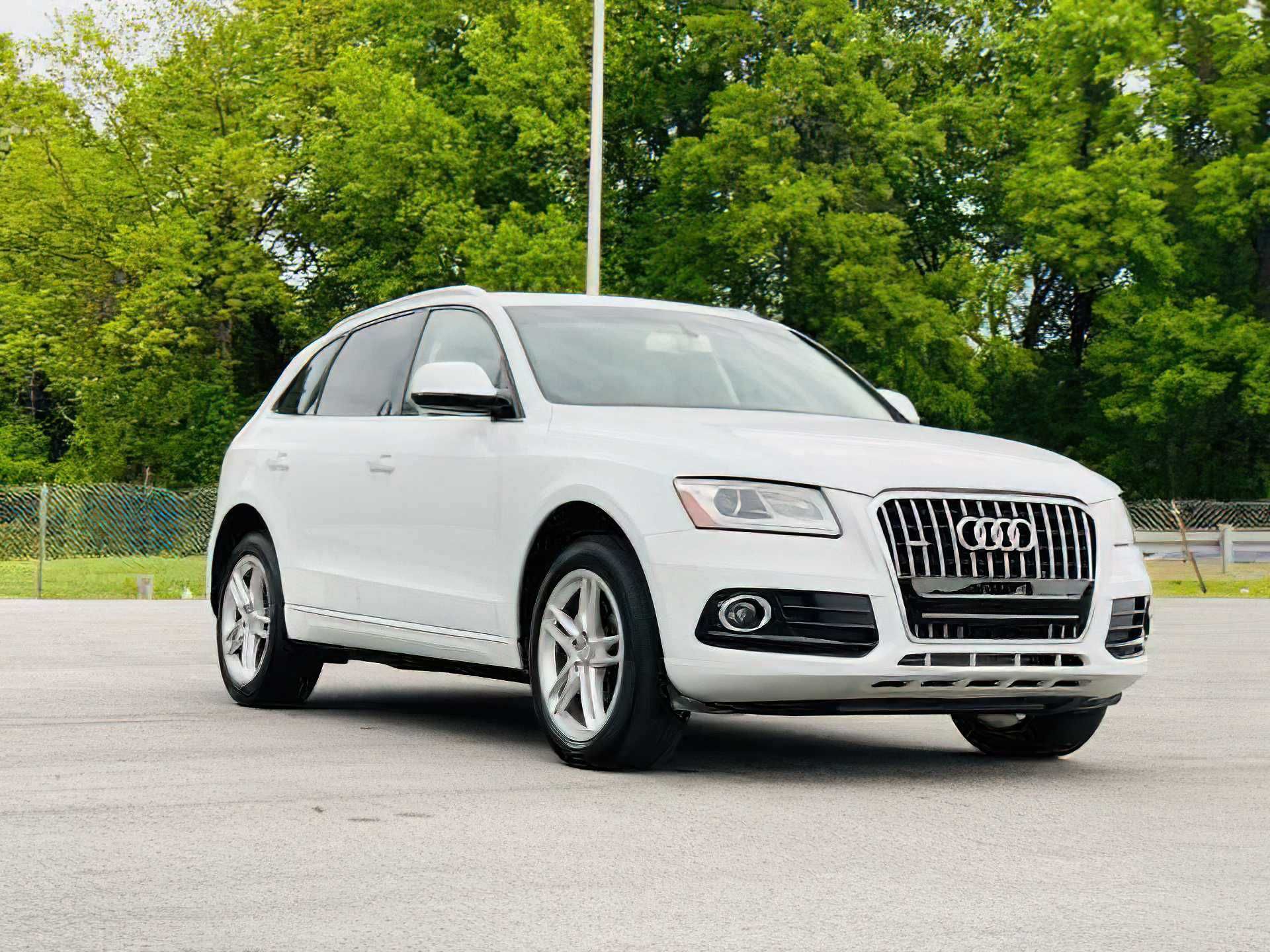 2016 Audi Q5 2.0T quattro Premium Plus