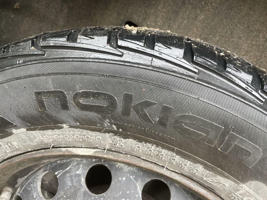 215/65/16c nokian. Зима