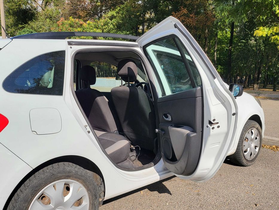 Продам Renault Clio 1.2 2012 ПО ТП