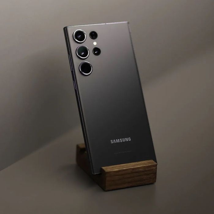 б/у Samsung Galaxy S23 Ultra 8/256GB (Global) (Хороший стан)