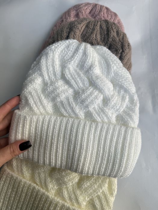 Шапка жіноча на флісі