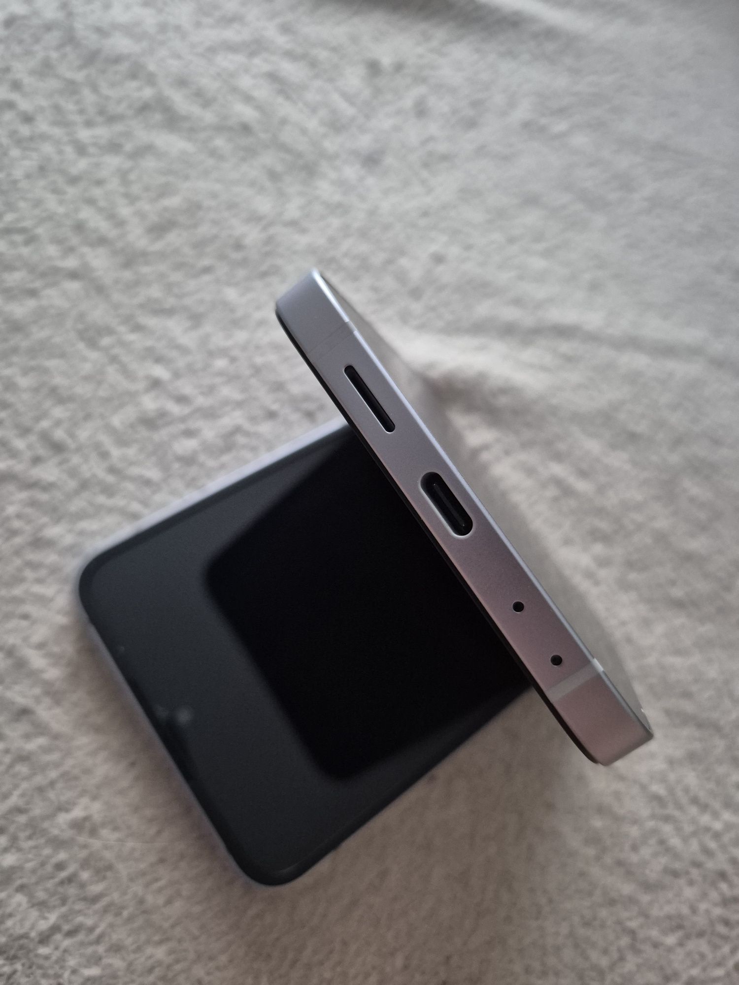 Samsung Galaxy Z Flip 6 256Gb