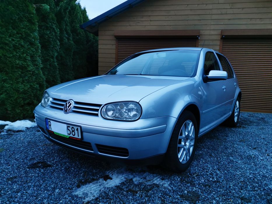 Volkswagen Golf 1,6 BENZYNA 2003r.