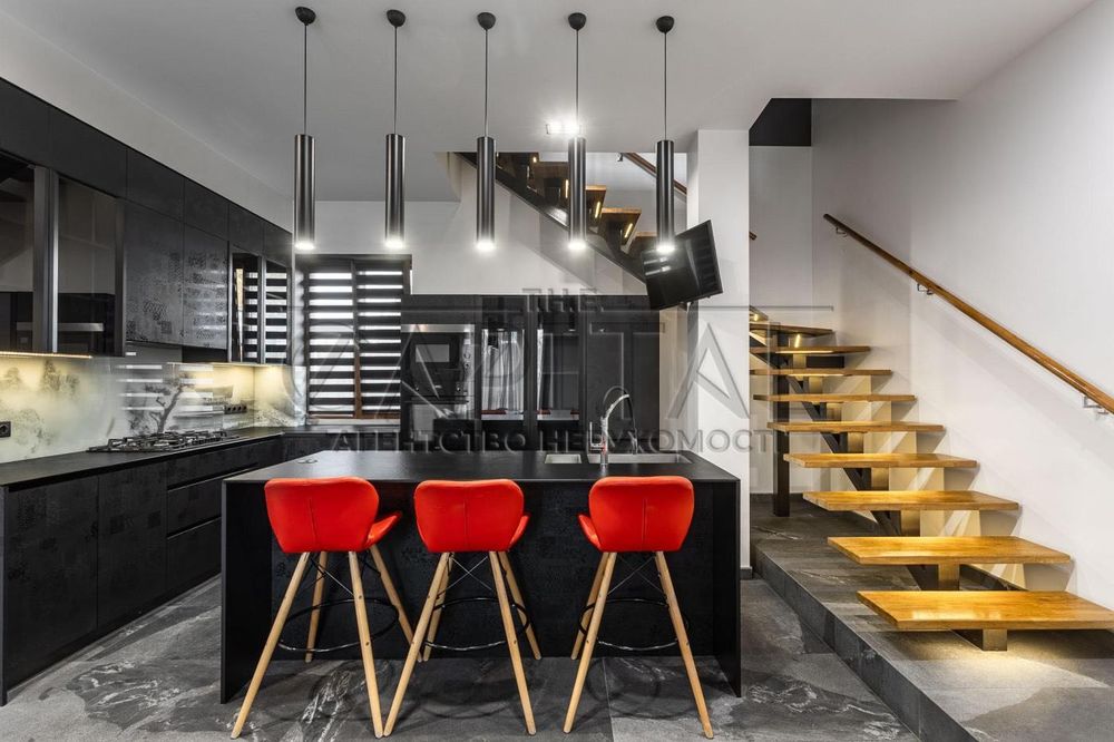 Пропонується в оренду шикарний будинок у Горенці 180м2