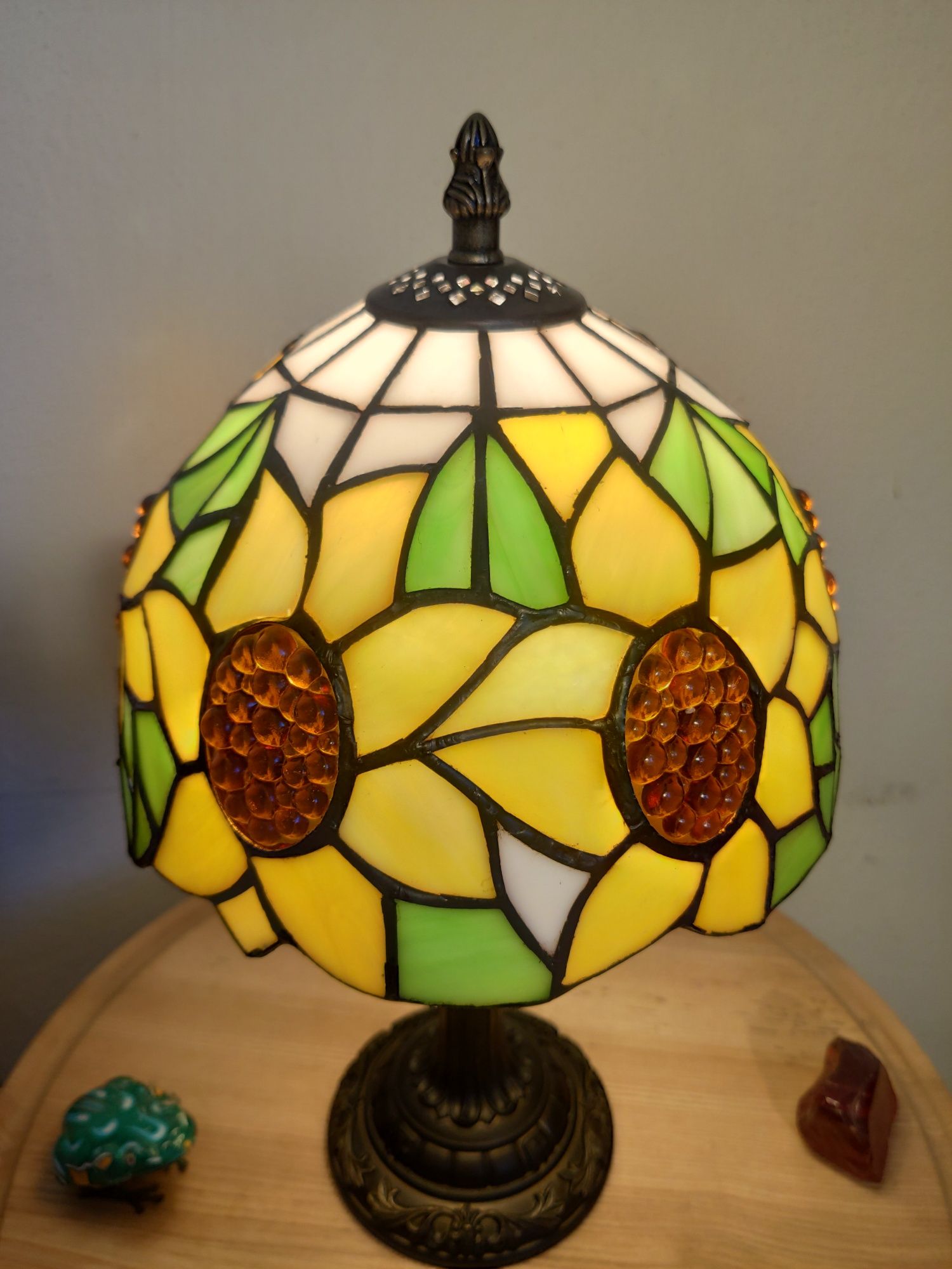 Lampa witrażowa w stylu Tiffany
