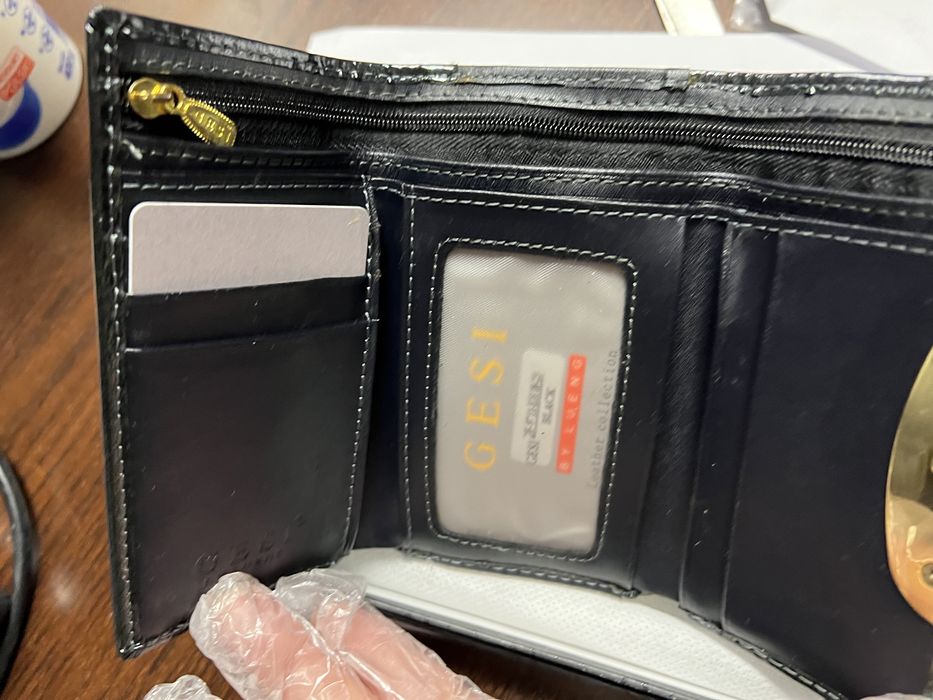 Portfel skórzany nowy 13cm/ 8 cm