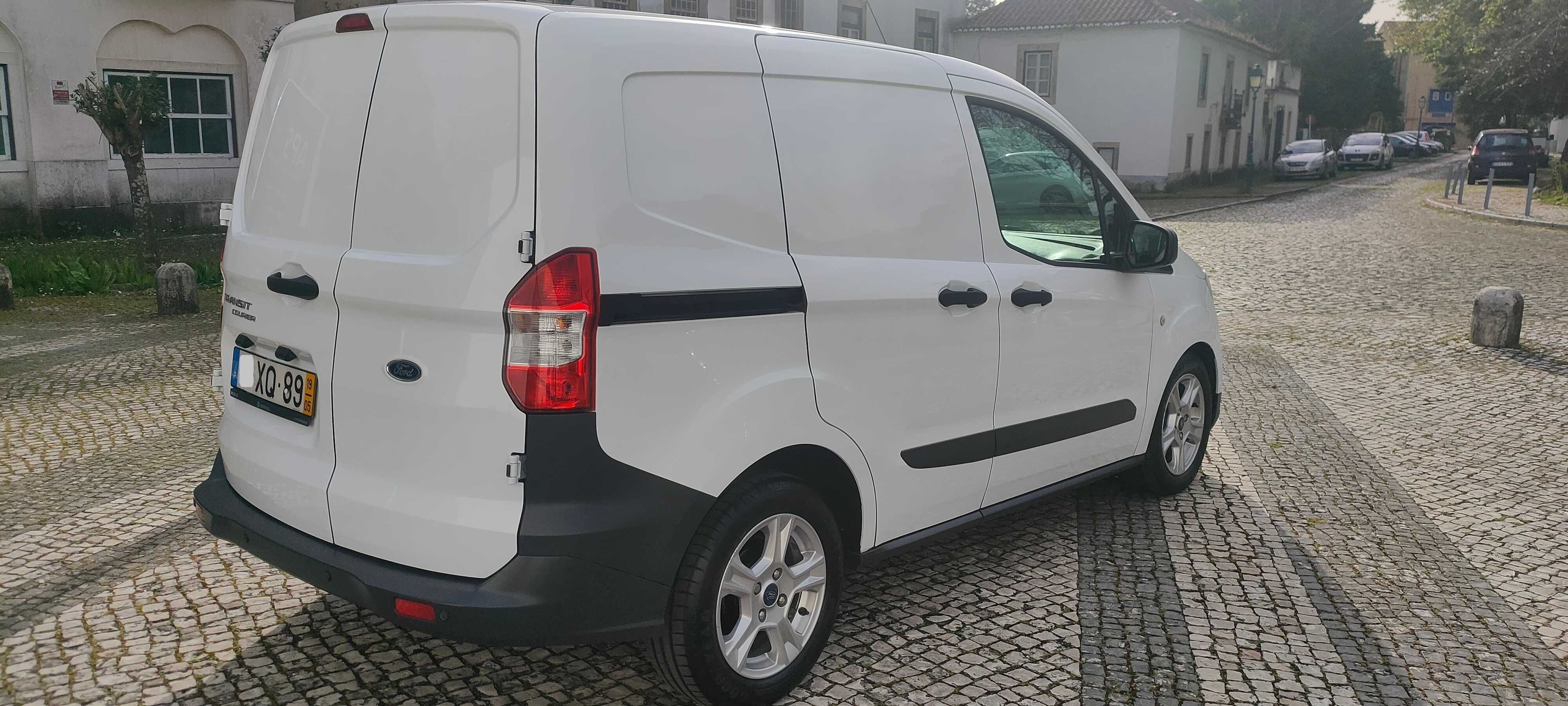 Ford Transit  Courier 2019 - Cx & Vel - c/ Iva Dedutivel