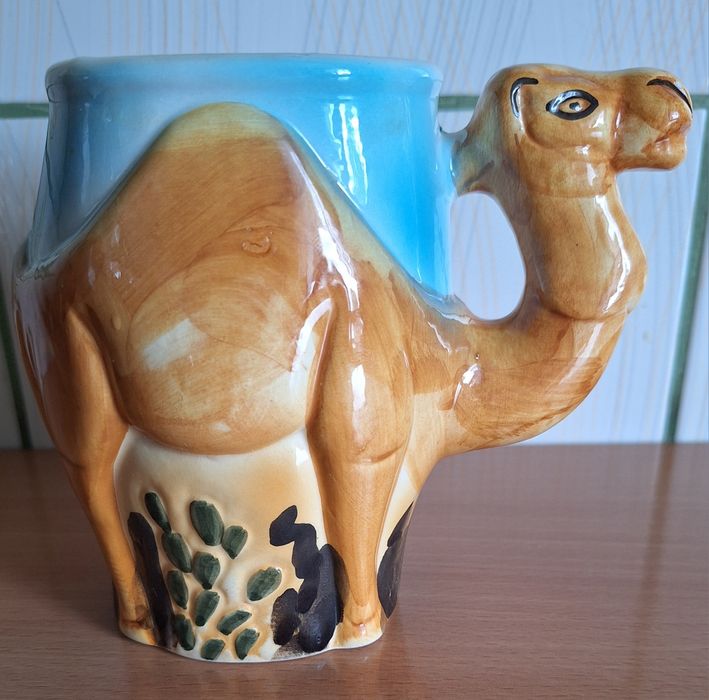 Kubek ceramiczny wielbłąd