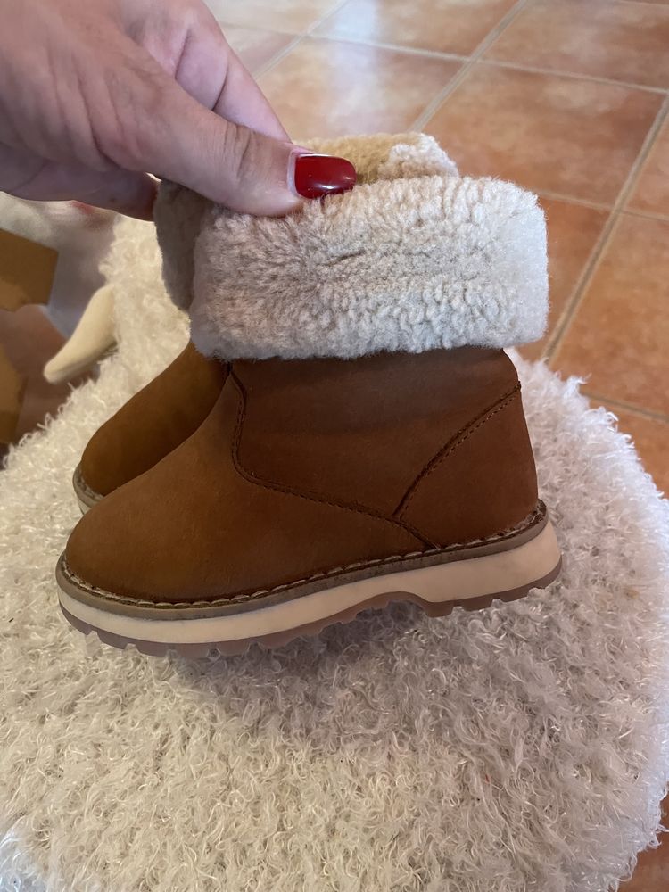 Bota forradas ZARA