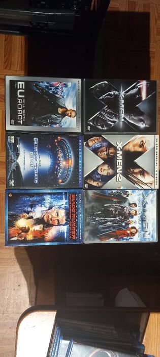 Xmen 1, 2 e 3, eu robot, encontros imediatos de 3 grau e blade runner
