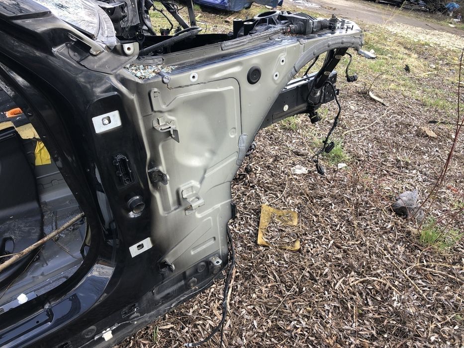 Чверть передня права четверть BMW 3 G20 колір 668 2019-