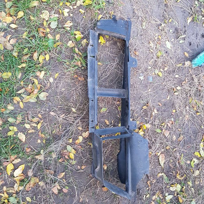 wlot , kierownica powietrza Ford Transit Connect Mk2