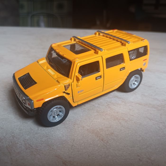 Машинки Kinsmart